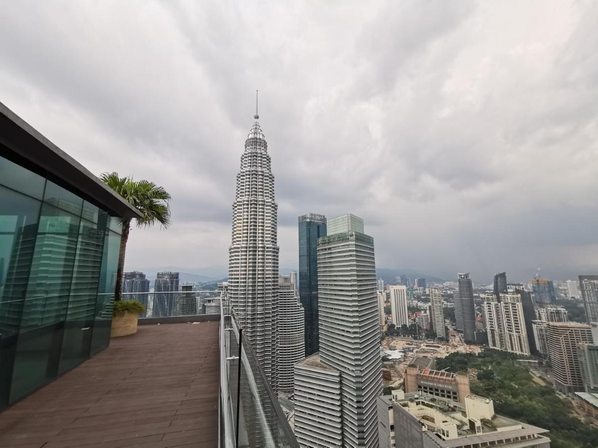 Sky Suites Klcc By Autumn Suites Premium Stay Kuala Lumpur Exterior photo