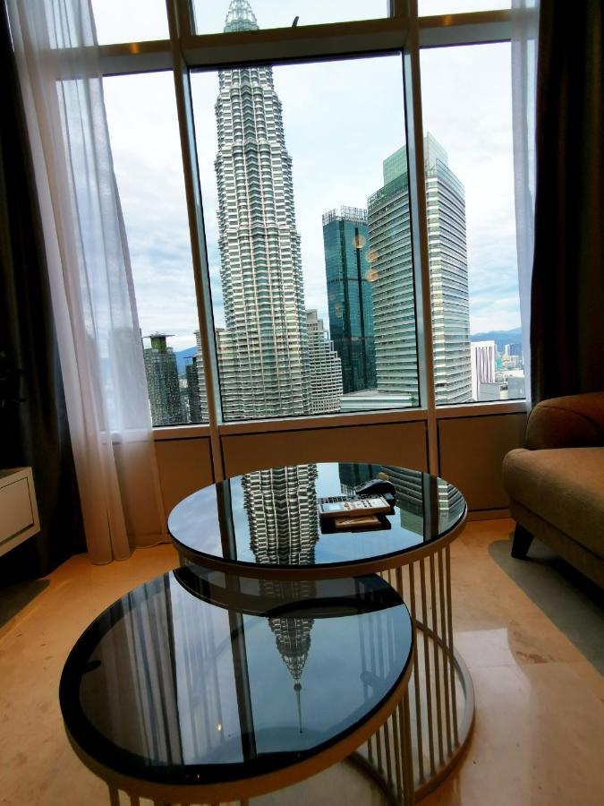 Sky Suites Klcc By Autumn Suites Premium Stay Kuala Lumpur Exterior photo