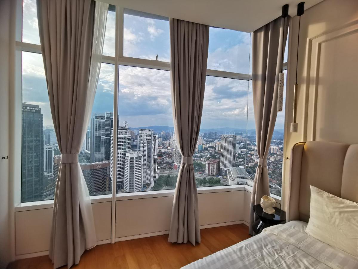 Sky Suites Klcc By Autumn Suites Premium Stay Kuala Lumpur Exterior photo
