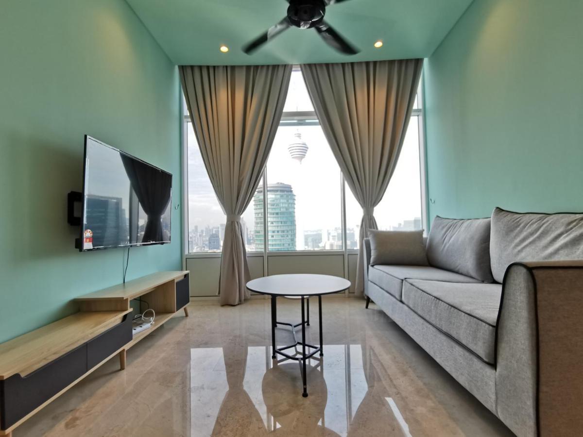 Sky Suites Klcc By Autumn Suites Premium Stay Kuala Lumpur Room photo