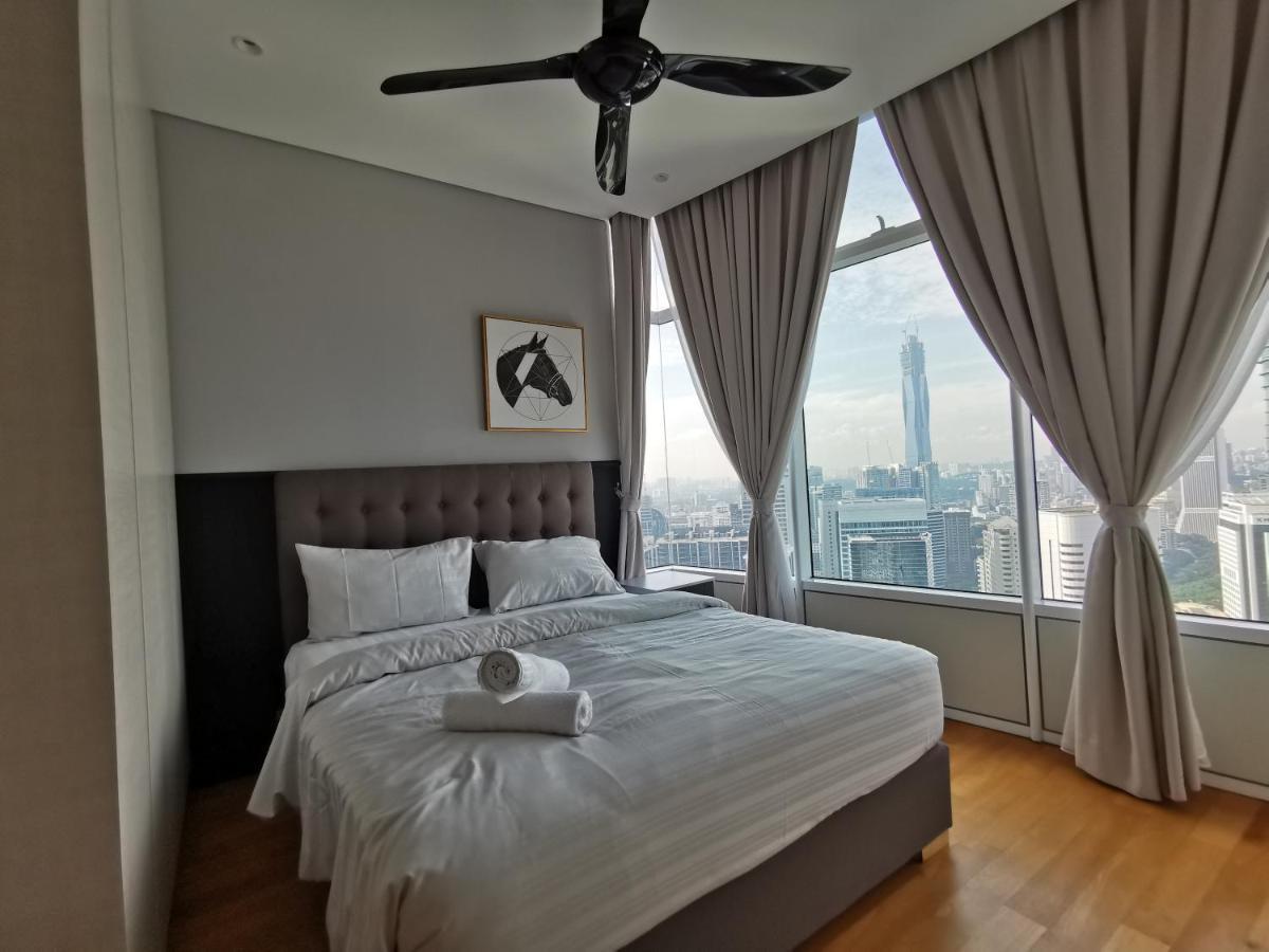 Sky Suites Klcc By Autumn Suites Premium Stay Kuala Lumpur Exterior photo